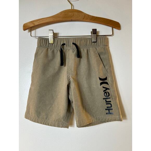 HURLEY Boy’s Two Pairs of 4-Way Stretch Hybrid Shorts / Size: 4 - Picture 5 of 14